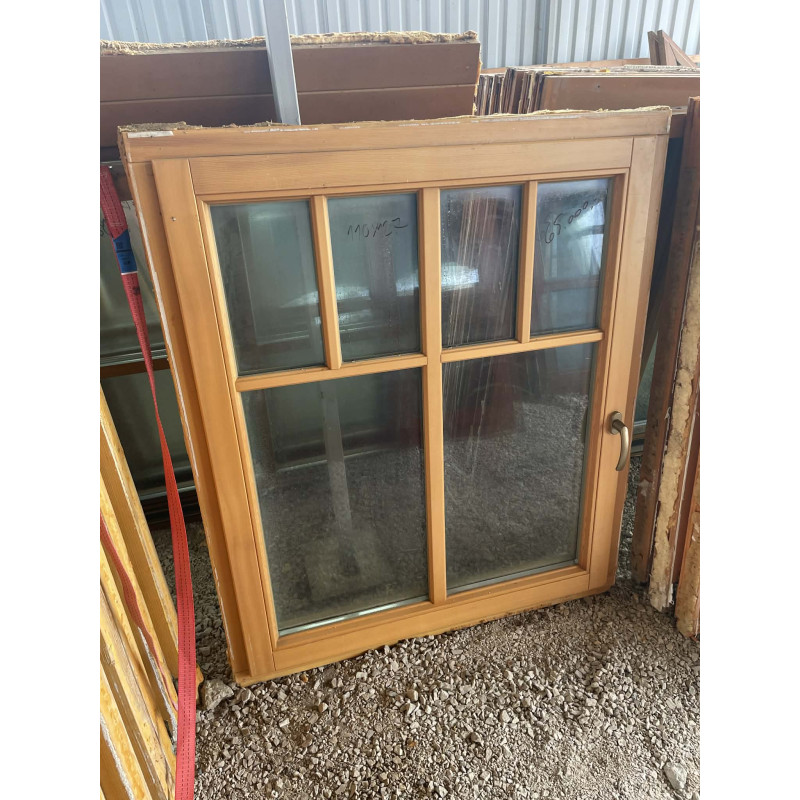 110x127 bontott fa ablak