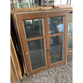 110x135 bontott fa ablak