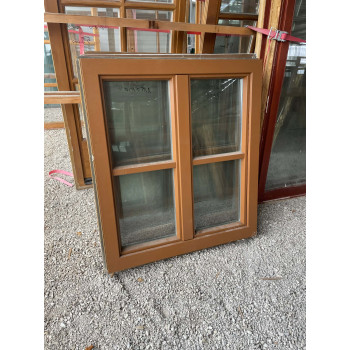 115x130 bontott fa ablak