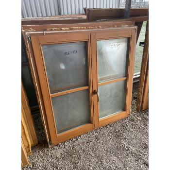 126x126 bontott fa ablak