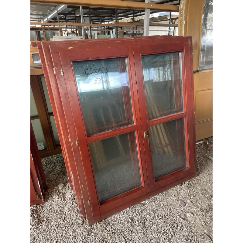 133x153 bontott fa ablak