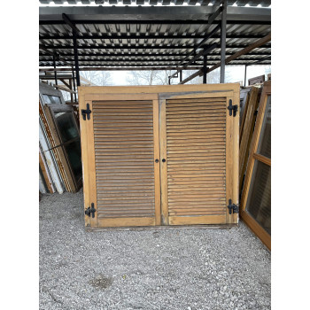 150x137 bontott fa ablak