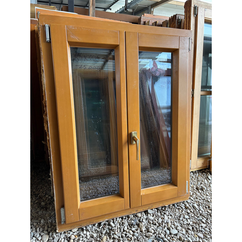 84x105 bontott fa ablak