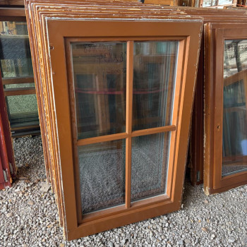 88x134 bontott fa ablak