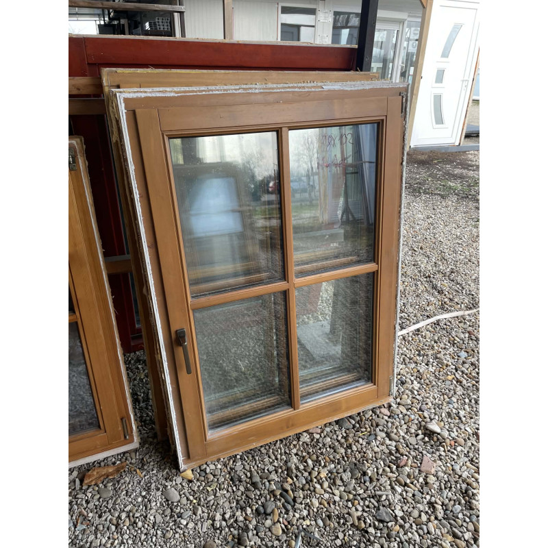 98x132 bontott fa ablak