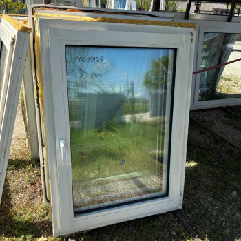 100x137 bontott műanyag ablak