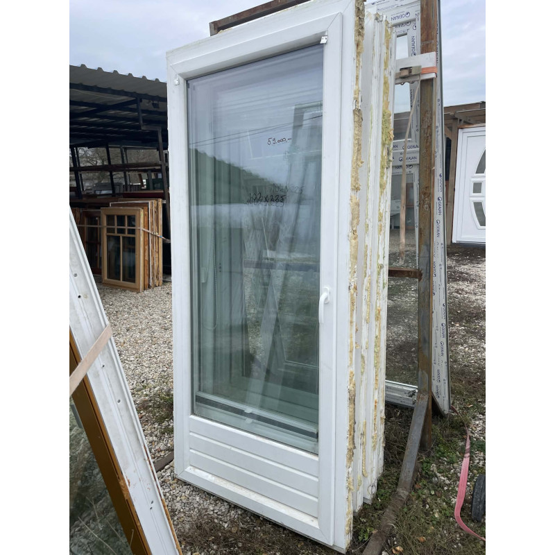 102x235 bontott műanyag erkélyajtó