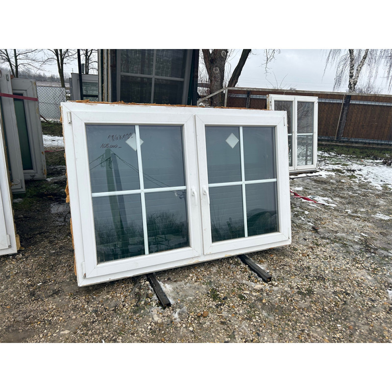 186x122 bontott műanyag ablak zöld alumínium zsalugáterrel 186x122 bontott műanyag ablak zöld alumínium zsalugáterrel